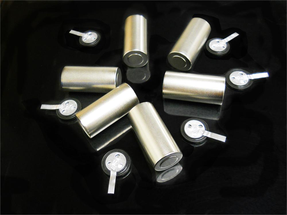 CR123 Cylinder Cell Case with Anti-Explosive Cap & Insulation O-ring and Al Tab- 100 Pcs/pck - EQ-Lib-CR123